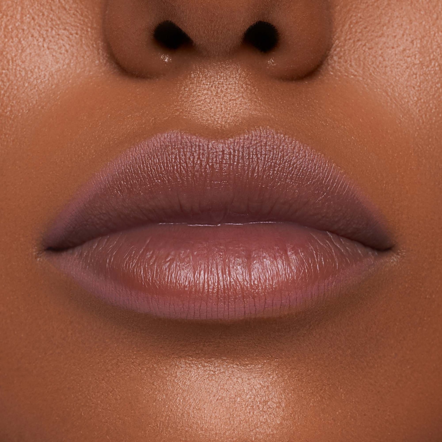 I NEED A NUDE LIP CRAYON- DREAM COLLECTION (LÁPIZ MATE PARA LABIOS)